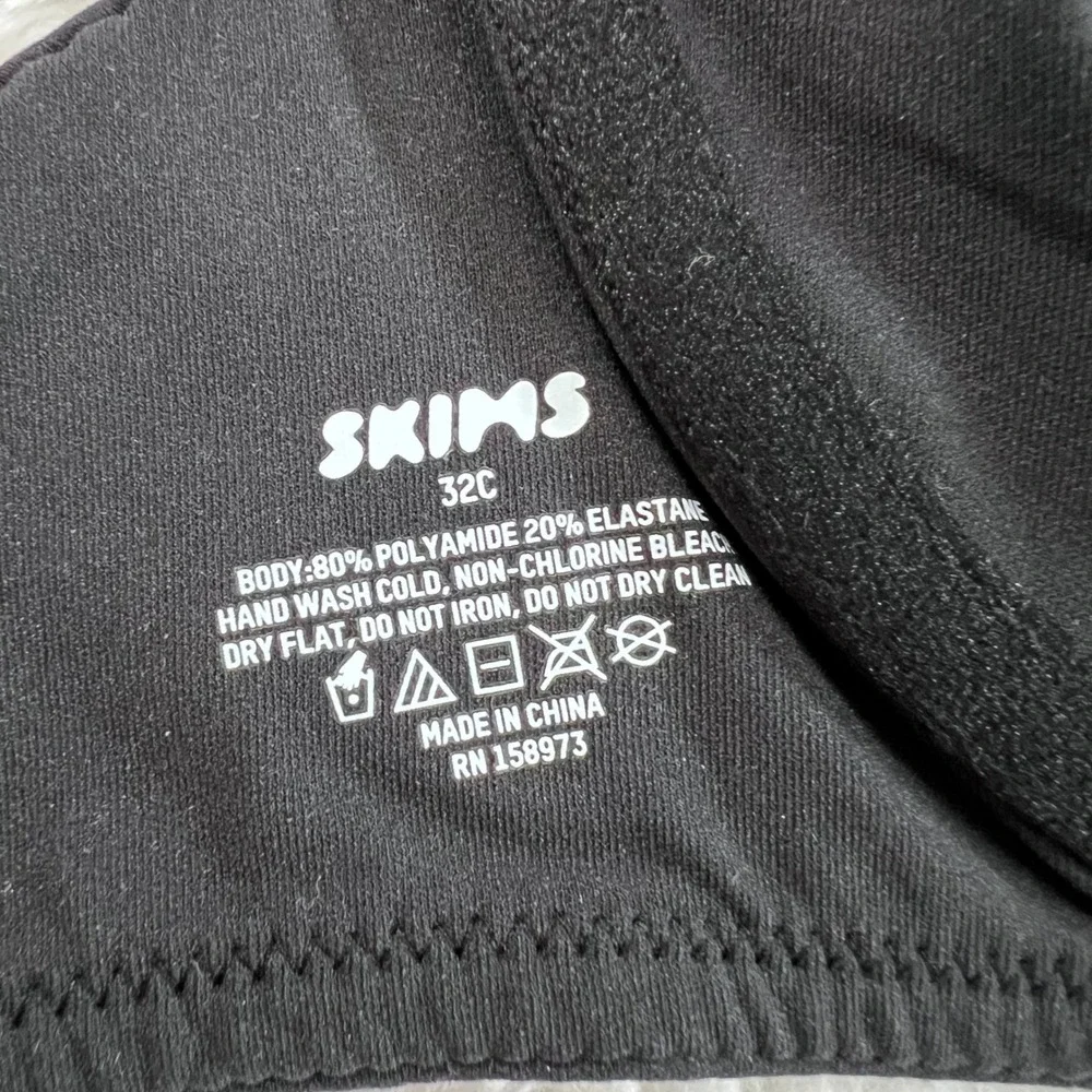 SKIMS‎ Fits Everybody Unlined Underwire Bra Onyx Black BR-UWR-2293 32C NEW - Picture 9 of 10